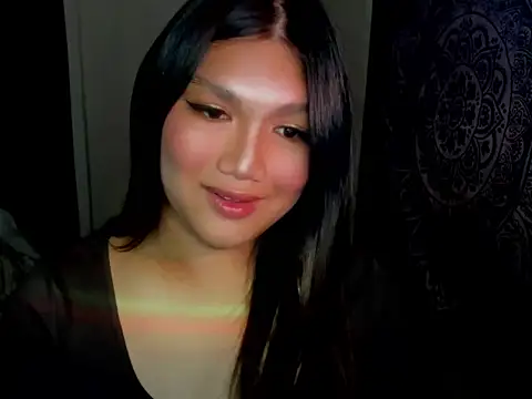 Lou heart online show from 12/05/25, 01:09