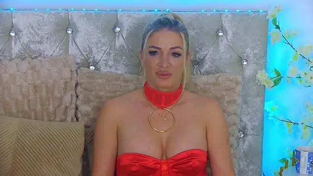 Izabellle02 online show from 05/20/26, 03:13