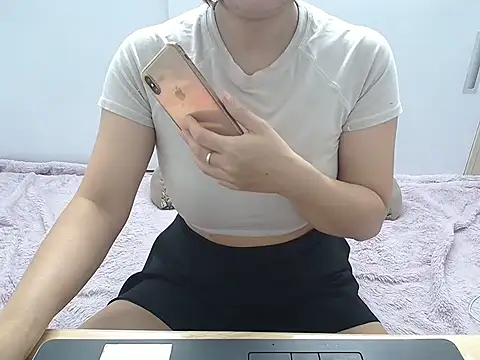 Amiee Showhottie online show from 10/20/25, 01:06