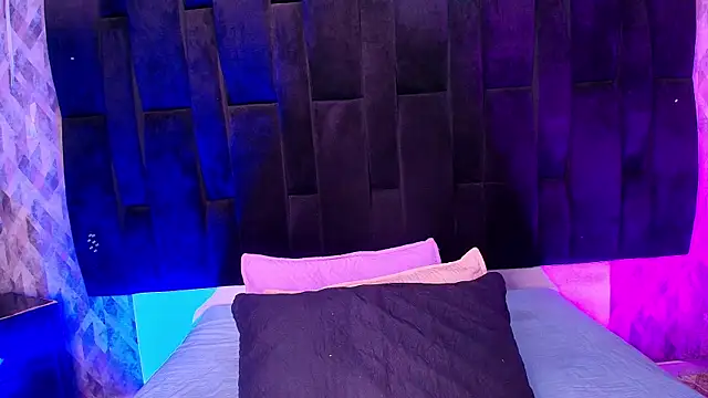 wensheng  online show from 09/28/25, 07:19