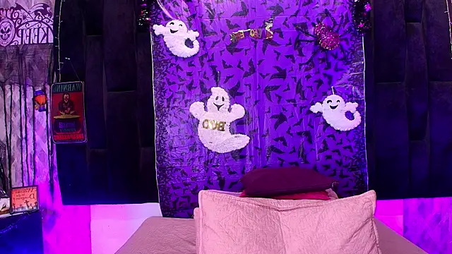 wensheng  online show from 10/27/25, 07:18