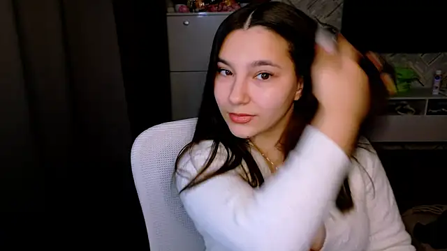 Arianna Grend online show from 12/15/25, 01:15