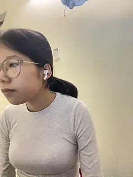 Snapshot of meomeo2k6 chatting on 11/07/25, 06:24 meomeo2k6 online show from 11/07/25, 06:24