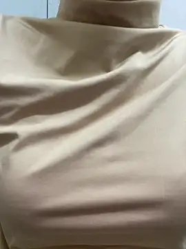 Snapshot of meomeo2k6 chatting on 11/20/25, 02:06 meomeo2k6 online show from 11/20/25, 02:06