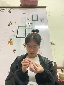 Snapshot of meomeo2k6 chatting on 11/22/25, 01:54 meomeo2k6 online show from 11/22/25, 01:54