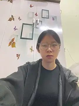 Snapshot of meomeo2k6 chatting on 11/28/25, 01:58 meomeo2k6 online show from 11/28/25, 01:58