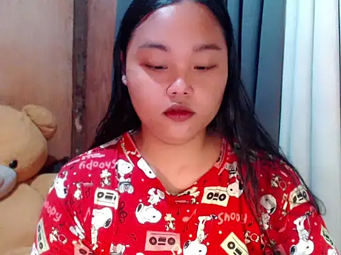 Snapshot of _Lylia chatting on 11/25/25, 02:55 Lylia online show from 11/25/25, 02:55