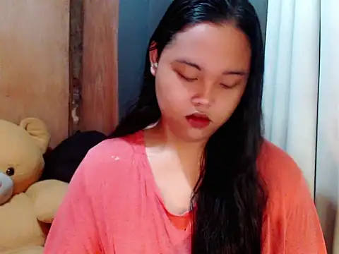 Snapshot of _Lylia chatting on 11/29/25, 09:51 Lylia online show from 11/29/25, 09:51