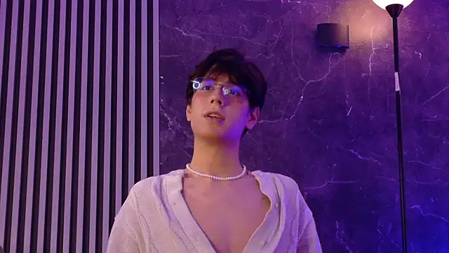 Snapshot of luixdust_ chatting on 09/22/25, 05:53 luixdust online show from 09/22/25, 05:53