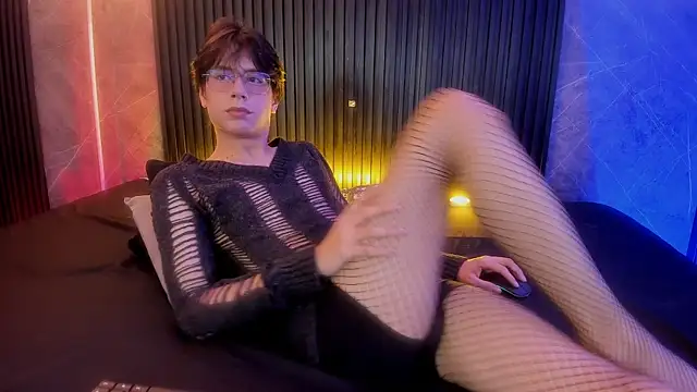 Snapshot of luixdust_ chatting on 11/09/25, 11:19 luixdust online show from 11/09/25, 11:19