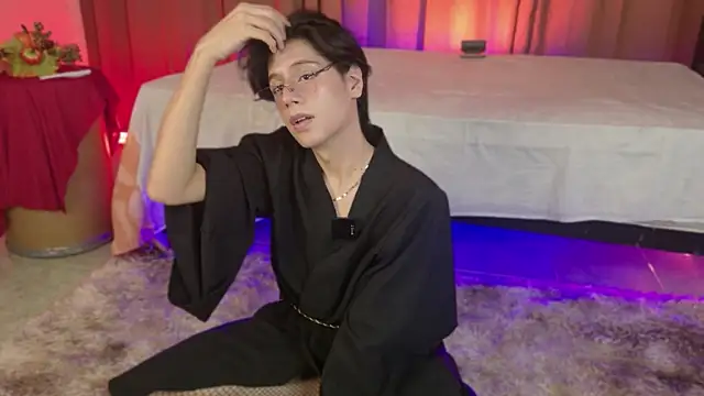 Snapshot of luixdust_ chatting on 11/11/25, 05:51 luixdust online show from 11/11/25, 05:51