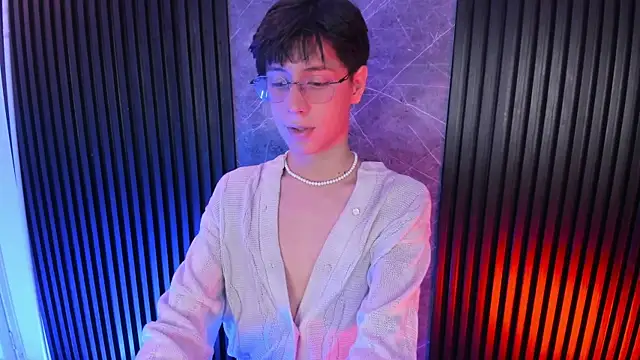 Snapshot of luixdust_ chatting on 12/04/25, 05:39 luixdust online show from 12/04/25, 05:39