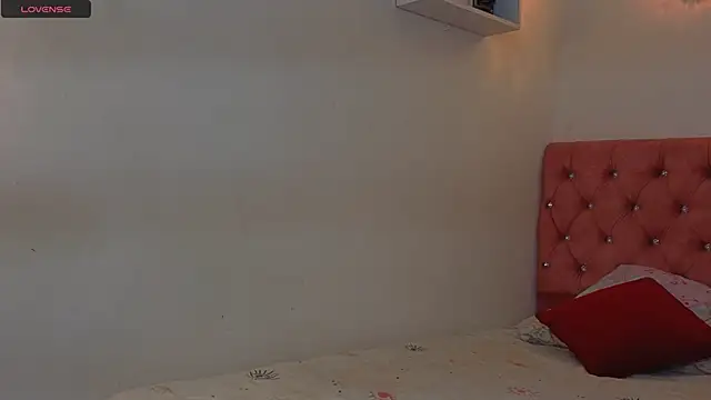 Kyra Honey online show from 10/07/25, 07:55