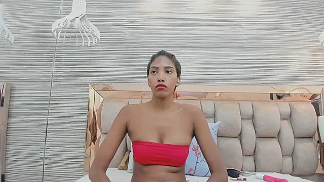Snapshot of ikia_lopez_ chatting on 07/18/26, 12:09 ikia lopez online show from 07/18/26, 12:09