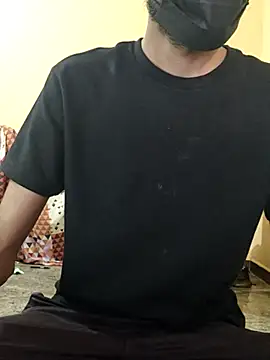 Snapshot of rockyy23boy chatting on 10/17/25, 06:27 rockyy23boy online show from 10/17/25, 06:27