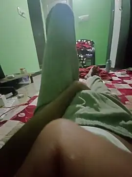 Snapshot of rockyy23boy chatting on 04/01/26, 12:00 rockyy23boy online show from 04/01/26, 12:00