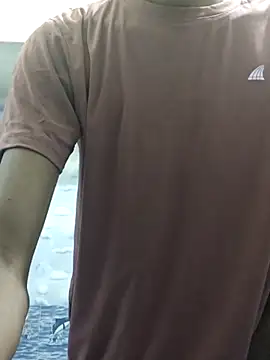 Snapshot of rockyy23boy chatting on 04/18/26, 03:43 rockyy23boy online show from 04/18/26, 03:43