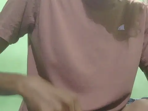 Snapshot of rockyy23boy chatting on 04/21/26, 03:39 rockyy23boy online show from 04/21/26, 03:39