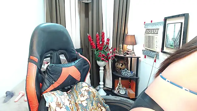 Snapshot of lil_fantacy chatting on 11/01/25, 03:41 lil fantacy online show from 11/01/25, 03:41