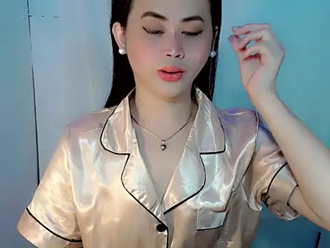 Snapshot of slutty_afina chatting on 06/23/26, 06:22 slutty afina online show from 06/23/26, 06:22