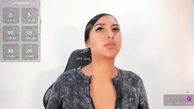 SalomeeBell online show from 12/22/25, 08:28