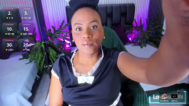 Snapshot of AriebonyBrooke chatting on 10/24/25, 11:39 AriebonyBrooke online show from 10/24/25, 11:39