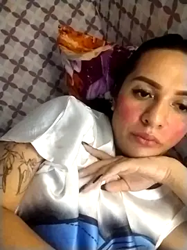 enoria1992 online show from 02/18/26, 04:14