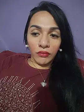 Snapshot of enoria1992 chatting on 07/13/26, 02:47 enoria1992 online show from 07/13/26, 02:47