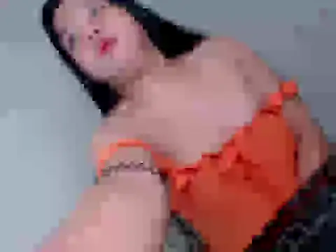 Snapshot of takemeinheaven25 chatting on 10/29/25, 04:59 takemeinheaven25 online show from 10/29/25, 04:59