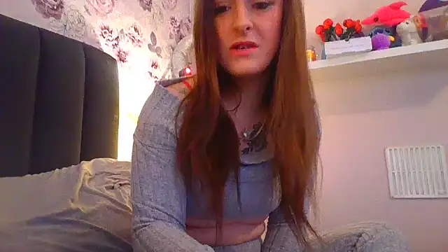 Snapshot of LucyRoseMae chatting on 05/16/26, 02:27 LucyRoseMae online show from 05/16/26, 02:27