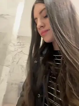 Isabella21  online show from 02/12/26, 12:16