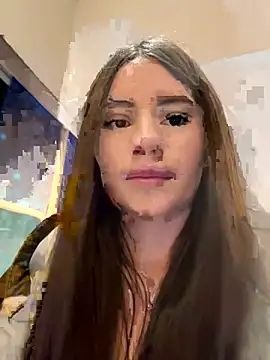 Snapshot of Isabella21_ chatting on 04/17/26, 01:52 Isabella21 online show from 04/17/26, 01:52