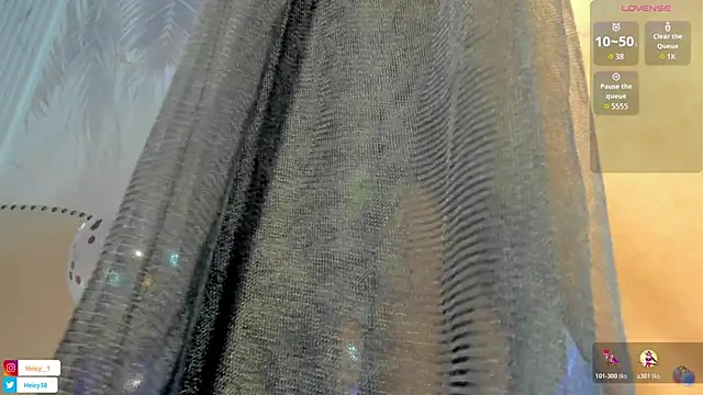 Snapshot of Melany__08 chatting on 10/25/25, 12:56 Melany  08 online show from 10/25/25, 12:56