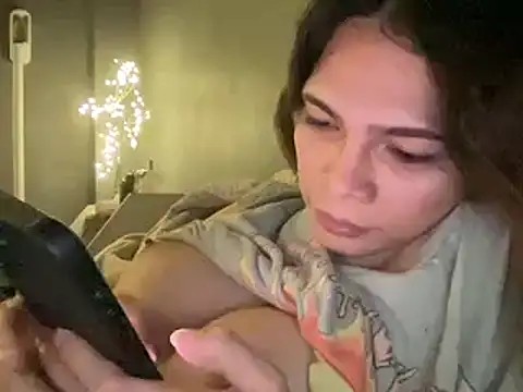 urhotfucker69 online show from 06/19/26, 10:46