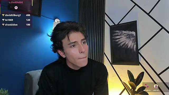 Snapshot of Christopher_77 chatting on 11/11/25, 07:08 Christopher 77 online show from 11/11/25, 07:08