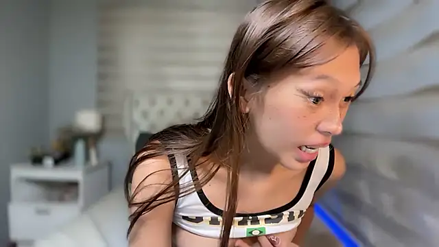 SexyHotJea online show from 12/16/25, 04:17