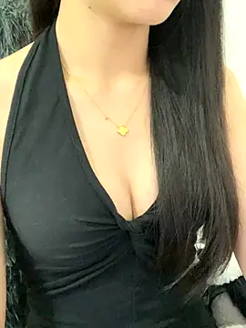 Snapshot of JennyQueen18 chatting on 10/25/25, 07:49 JennyQueen18 online show from 10/25/25, 07:49