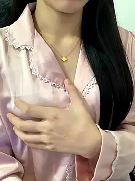 Snapshot of JennyQueen18 chatting on 11/20/25, 04:18 JennyQueen18 online show from 11/20/25, 04:18