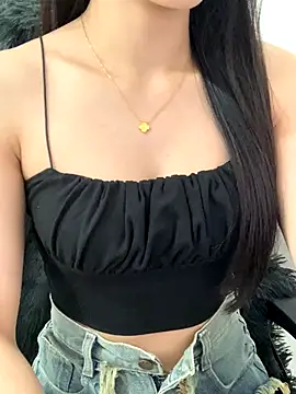 Snapshot of JennyQueen18 chatting on 11/21/25, 04:22 JennyQueen18 online show from 11/21/25, 04:22