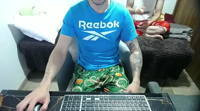 bossking017 online show from 01/28/25, 01:59