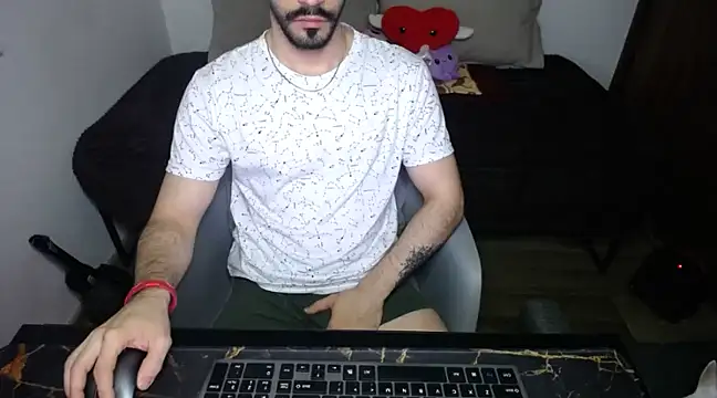 bossking017 online show from 02/22/25, 11:46