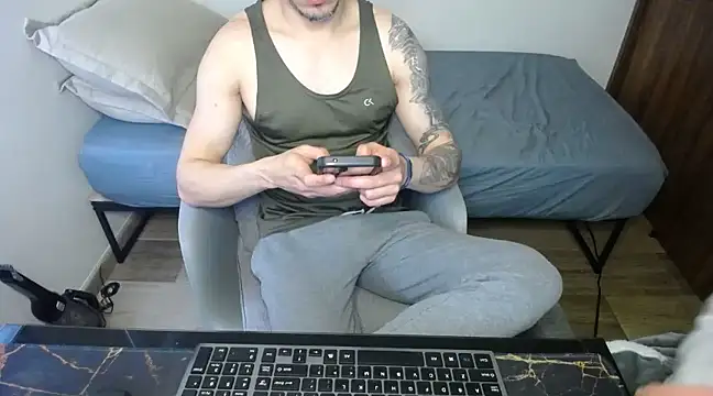 bossking017 online show from 03/03/25, 12:48