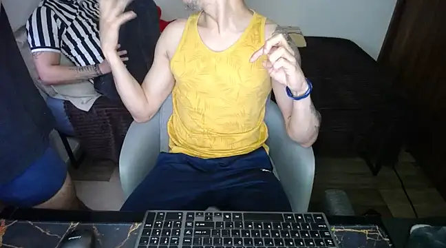 bossking017 online show from 03/07/25, 08:22