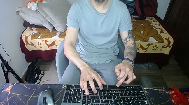 bossking017 online show from 03/14/25, 01:57