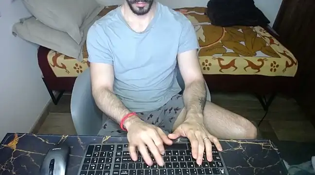 bossking017 online show from 03/17/25, 11:21