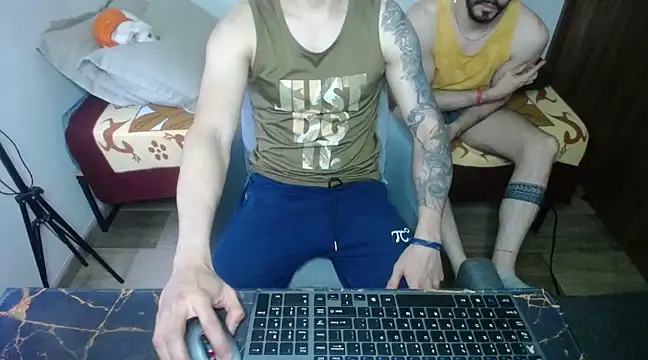 bossking017 online show from 03/20/25, 09:56