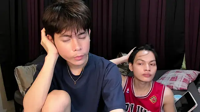 hotfreshdior online show from 04/09/26, 04:45