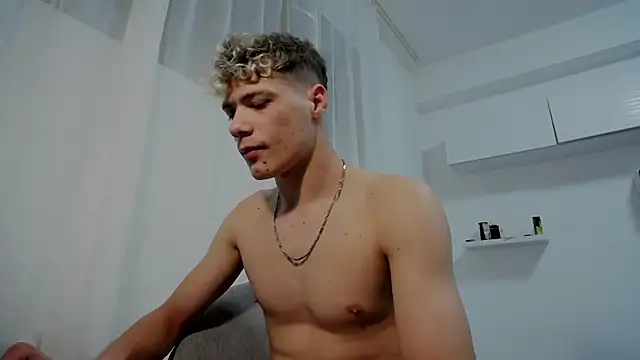 OttisBrawn online show from 10/19/25, 05:02