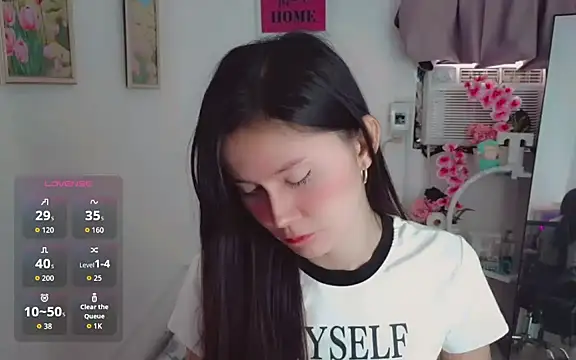 Snapshot of anne_smithe chatting on 03/23/26, 11:42 anne smithe online show from 03/23/26, 11:42