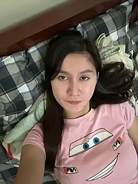 Snapshot of anne_smithe chatting on 04/18/26, 12:53 anne smithe online show from 04/18/26, 12:53